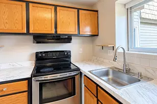12 Carillon Dr, Rocky Hill, CT 06067 - Photo 5