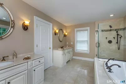 7 Louis Allan Drive, Danbury, CT 06811 - Photo 25
