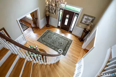 7 Louis Allan Drive, Danbury, CT 06811 - Photo 5