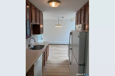 69 Ameridge Drive #69, Bridgeport, CT 06606 - Photo 5