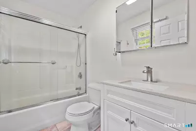 315 Kenwood Avenue, Hamden, CT 06518 - Photo 13
