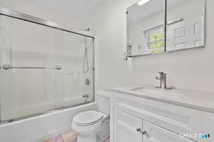 315 Kenwood Ave, Hamden, CT 06518 - Photo 13
