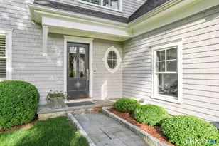 26 Long Lots Ln, Westport, CT 06880 - Photo 3