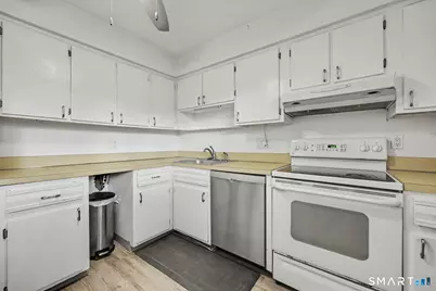71 Aiken Street #D9, Norwalk, CT 06851 - Photo 11