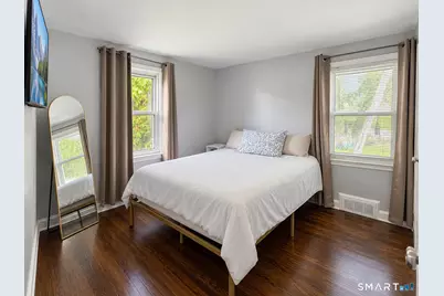 150 Thomaston Street, Hartford, CT 06112 - Photo 21