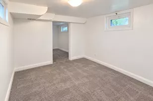 150 Thomaston St, Hartford, CT 06112 - Photo 27