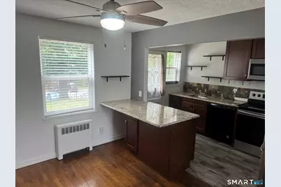 51 Arnold Way #51, West Hartford, CT 06119 - Photo 7