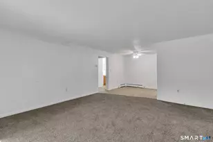 1218 Middle Turnpike W, Manchester, CT 06040 - Photo 13