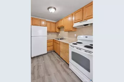 241 Laurel Street #B6, Hartford, CT 06105 - Photo 5