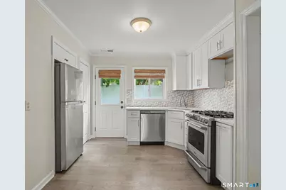 40 Tupper Drive, Stamford, CT 06902 - Photo 9