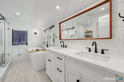 211 Laurel Road, New Canaan, CT 06840 - Photo 23