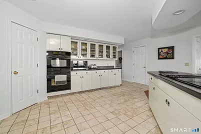 54 Shore Road, Waterford, CT 06385 - Photo 9