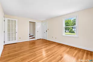 21 Monroe St, North Haven, CT 06473 - Photo 5