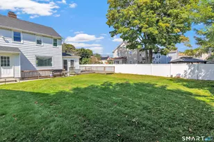 175 Eaton St, Bridgeport, CT 06604 - Photo 35
