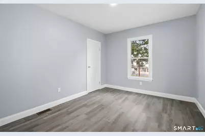 20 Prospect Street, Enfield, CT 06082 - Photo 15