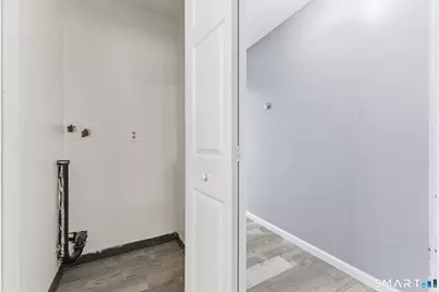 5-7 Warner St Extension #5C, Hartford, CT 06114 - Photo 17