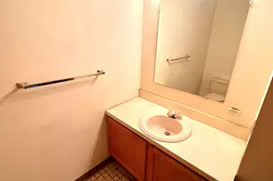 410 Farmington Ave, New Britain, CT 06051 - Photo 27