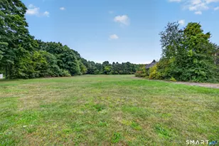483 Hillstown Rd, Manchester, CT 06040 - Photo 9