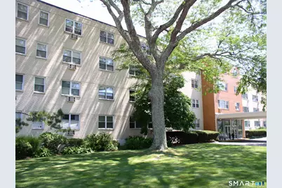 292 Pequot Avenue #E4, New London, CT 06320 - Photo 1