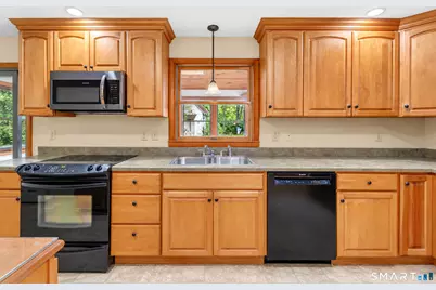95 Lower Boulevard, New London, CT 06320 - Photo 19