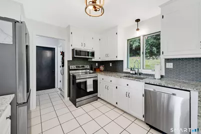 259 Wimbledon Gate North, Torrington, CT 06790 - Photo 7