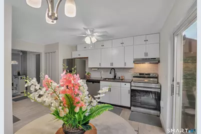 74 Washington Road #40, Woodbury, CT 06798 - Photo 9