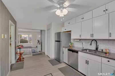 74 Washington Road #40, Woodbury, CT 06798 - Photo 5