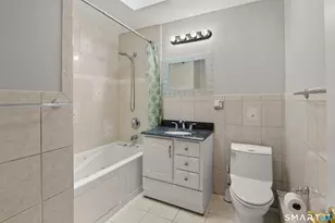 113 Dogwood Ln, Stamford, CT 06903 - Photo 21