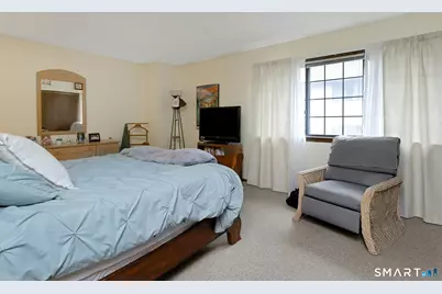 202 Soundview Avenue #10, Stamford, CT 06902 - Photo 11