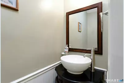 202 Soundview Avenue #10, Stamford, CT 06902 - Photo 9