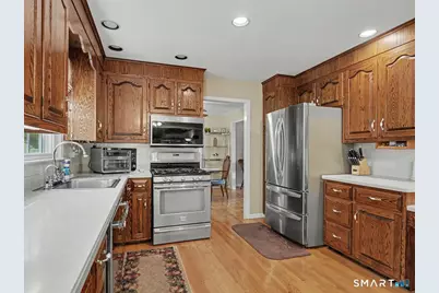 131 Hillside Lane, Monroe, CT 06468 - Photo 7