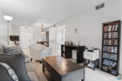 35 Woodsedge Drive #5B, Newington, CT 06111 - Photo 7
