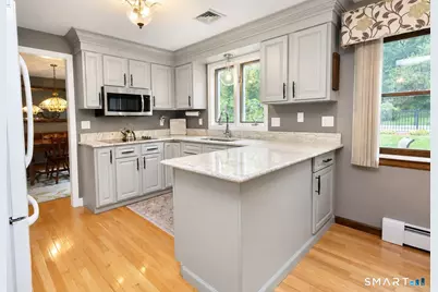 180 Loomis Street, Granby, CT 06060 - Photo 9
