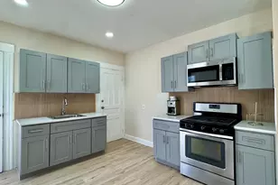 743 Iranistan Ave, Bridgeport, CT 06605 - Photo 3