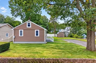 73 Joe Ave, Groton, CT 06340 - Photo 17