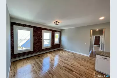 39 South Whiting Street, New Britain, CT 06051 - Photo 5