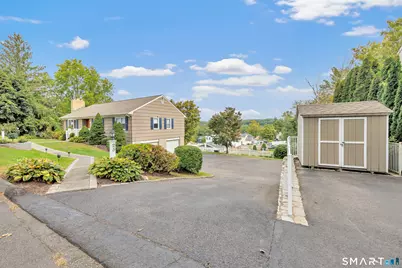 25 Riverview Avenue, Shelton, CT 06484 - Photo 3