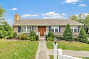 25 Riverview Ave, Shelton, CT 06484 - Photo 1