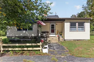 29 Lisbon Rd, Canterbury, CT 06331 - Photo 1