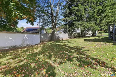 11 Gates Avenue, Waterbury, CT 06705 - Photo 27