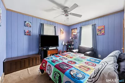 11 Gates Avenue, Waterbury, CT 06705 - Photo 11
