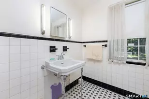 169 N Canaan St, Hartford, CT 06112 - Photo 13