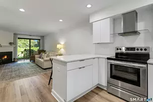 147 Rowayton Woods Dr, Norwalk, CT 06854 - Photo 11