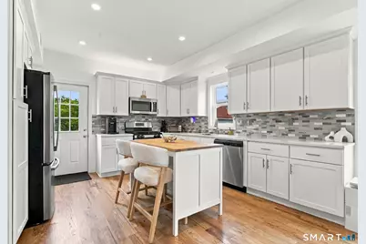 25 California Street, West Haven, CT 06516 - Photo 9