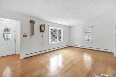 24 Oxford Street, Bridgeport, CT 06606 - Photo 5