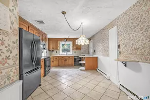 24 Oxford St, Bridgeport, CT 06606 - Photo 9