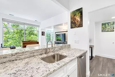 196 Crown Street #2A, New Haven, CT 06510 - Photo 11