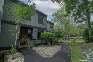 34 Harbour Village, Branford, CT 06405 - Photo 1