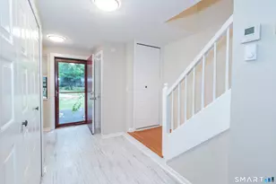 34 Harbour Village, Branford, CT 06405 - Photo 3