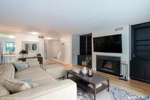 34 Harbour Village, Branford, CT 06405 - Photo 5